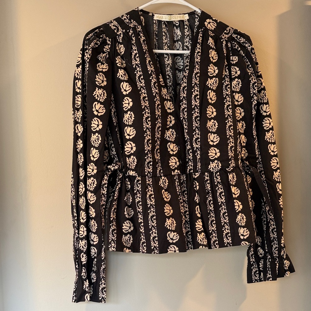 Marie Oliver Black and Cream Floral Blouse